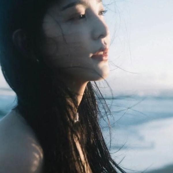 正是青春璀璨时